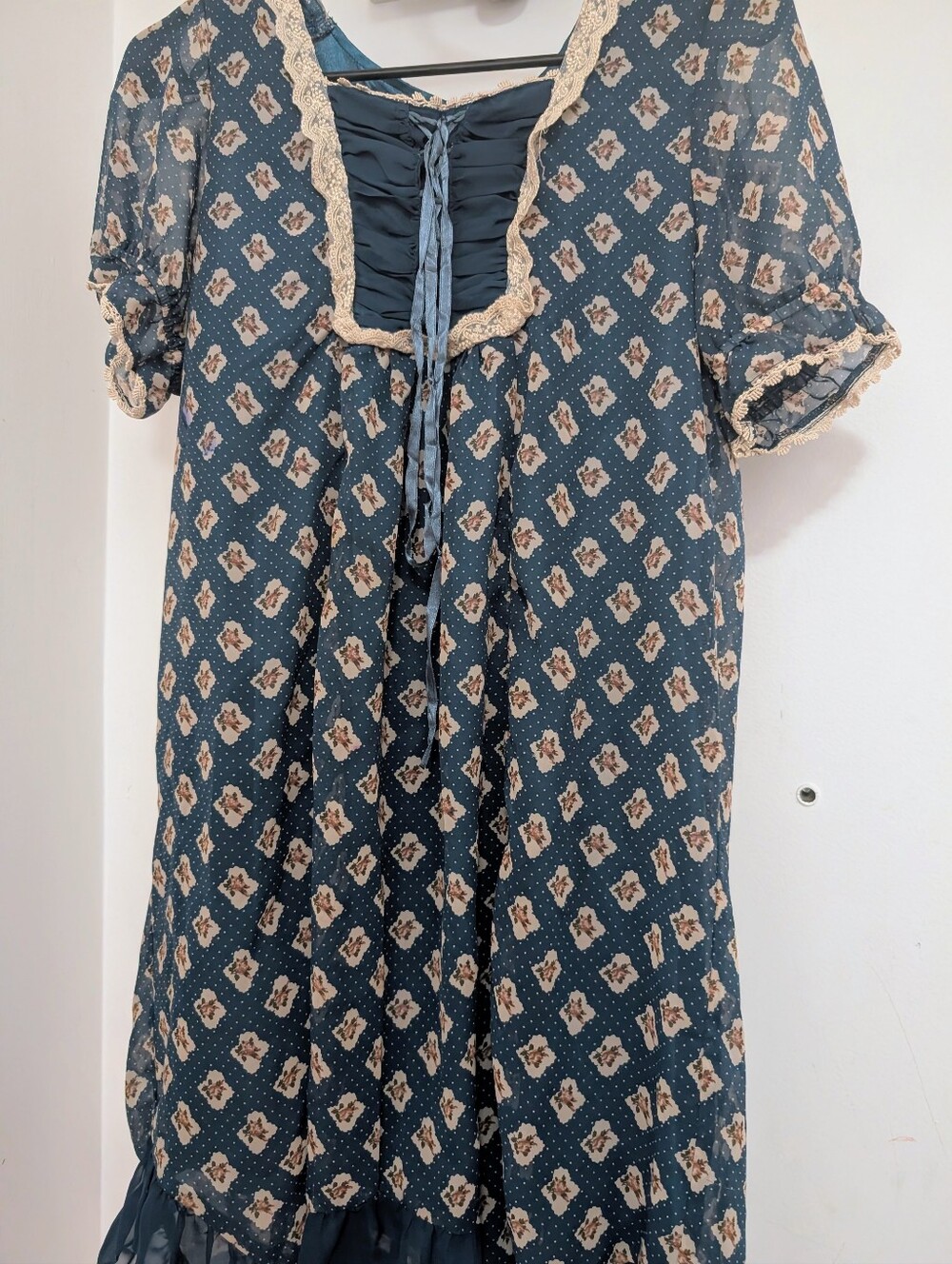 Axes Femmes Cottagecore Dress